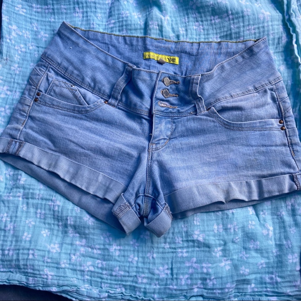 Butt Lifting Shorts